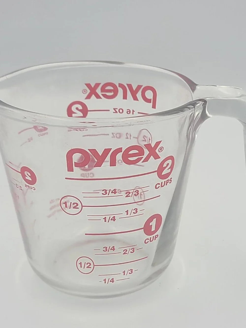 Vtg Pyrex 2 Cup Glass Measuring Cup Red Circle Numbers 16 oz USA J Hook Handle
